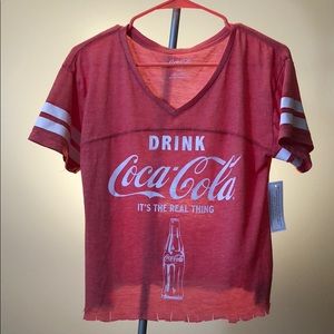 NWT! Cropped Coca-Cola Tee❣️
